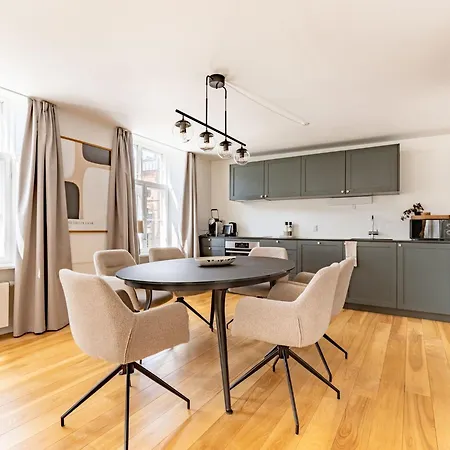 Regent 15 - Bright 1 Bdr Right In The Centre Of Lägenhet